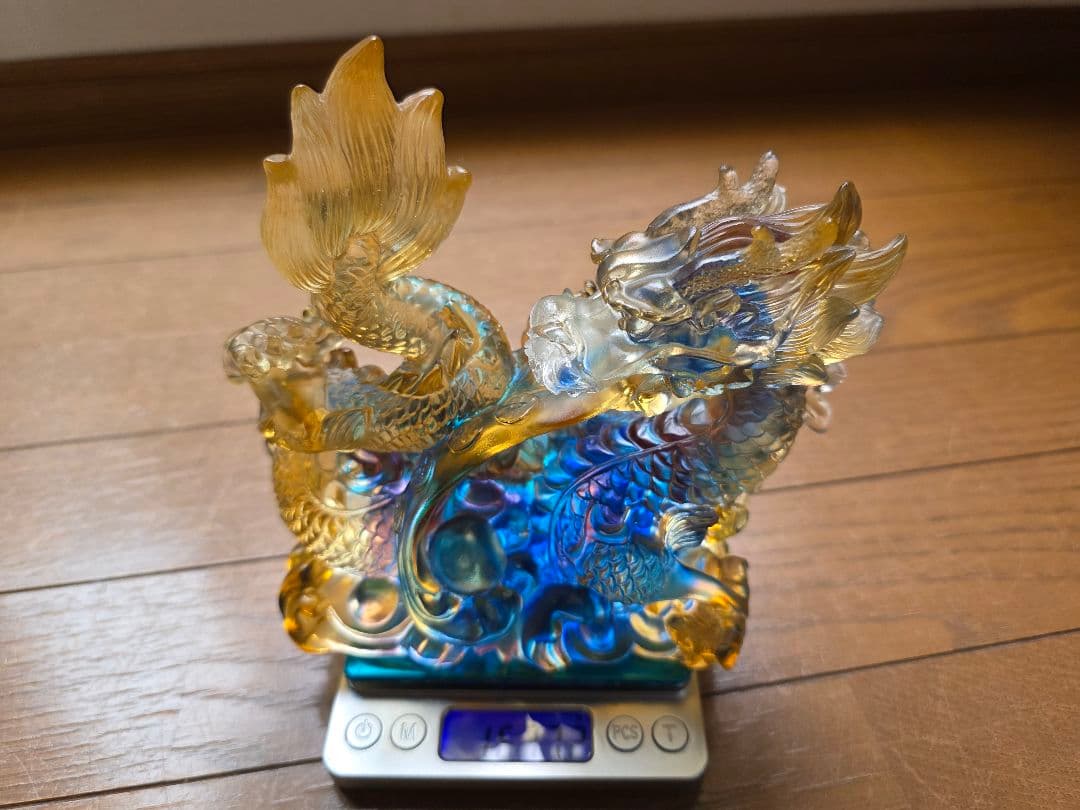 瑠璃ガラス製　龍　5本爪　置物 綺麗　開運　龍神