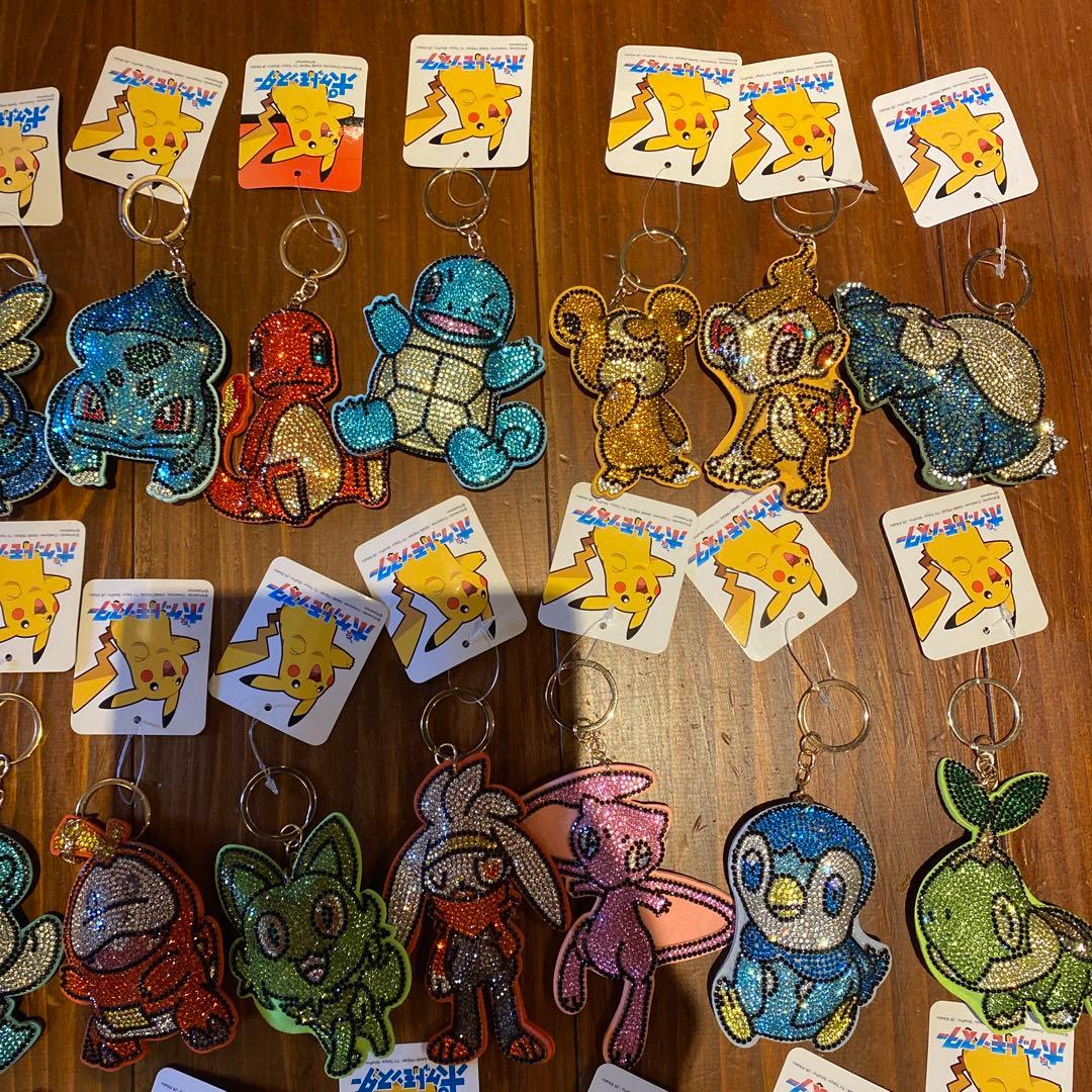 ポケットモンスター　キラキラキーホルダー　まとめ売り　42種　被りなし・タグ付き
