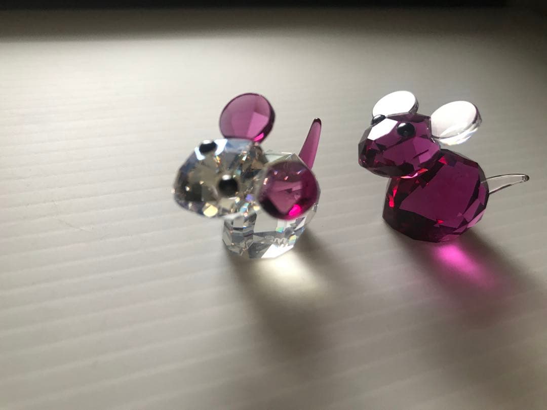 スワロフスキー　ラブロッソ　Anna & Emma