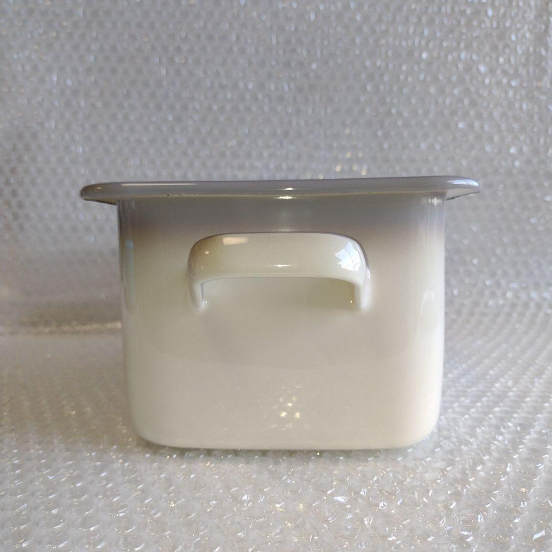 イマン　ビビアン　角ストッカー　ホーロー