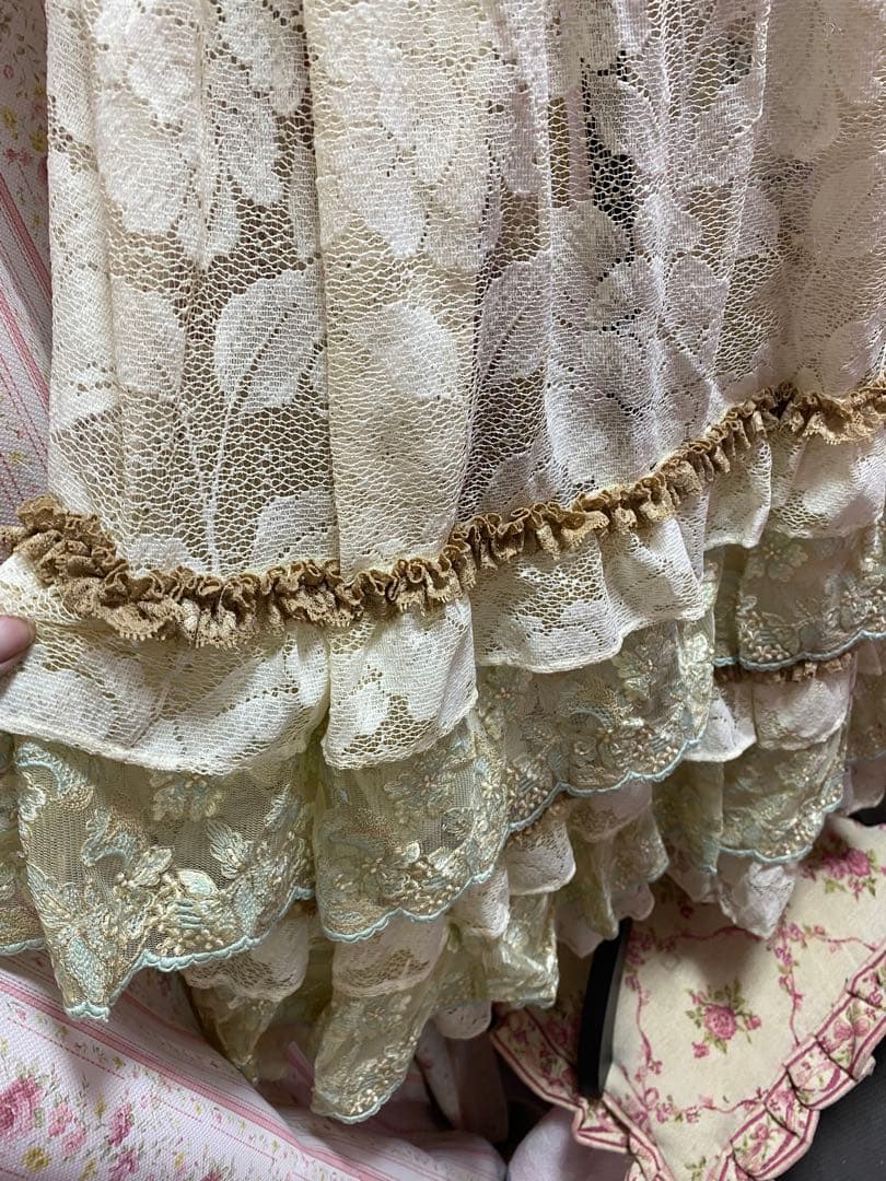 アトリエまりこシリーズハンドメイドo,+:。☆.*・+フリフリ♥️ロココ♥️エプロン