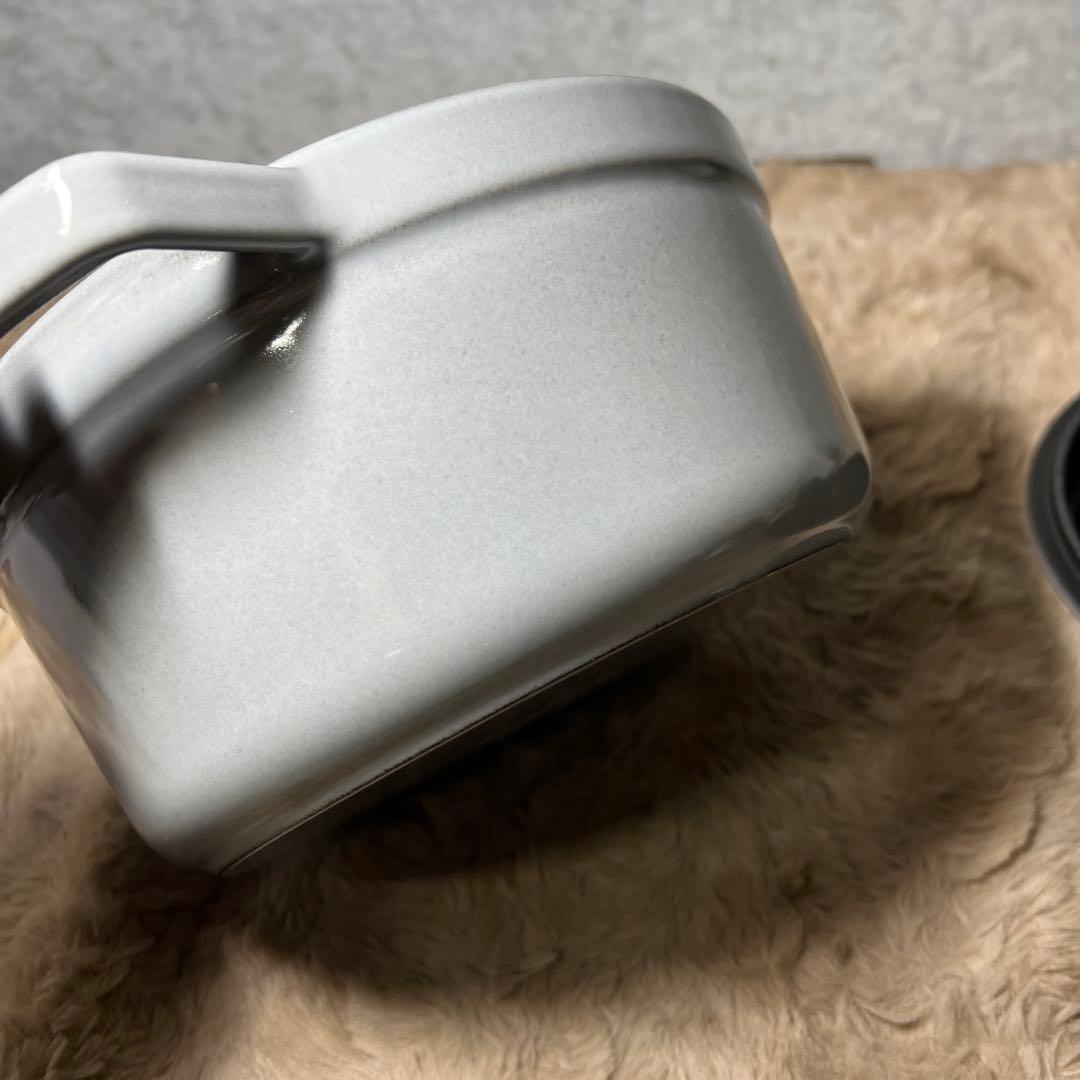 ストウブ　ピコ ココット ラウンド グレー22cm両手 鋳物 ホーロー 鍋　IH