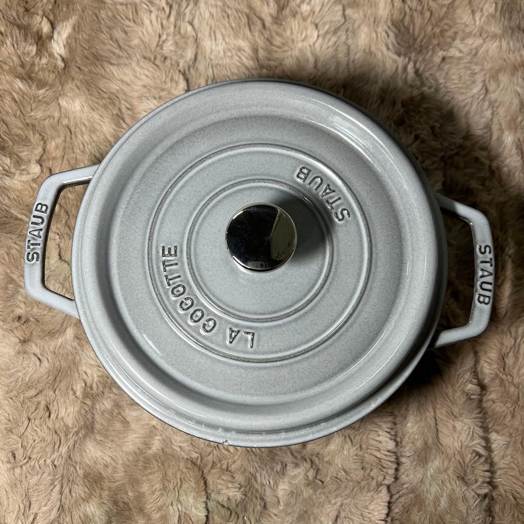 ストウブ　ピコ ココット ラウンド グレー22cm両手 鋳物 ホーロー 鍋　IH