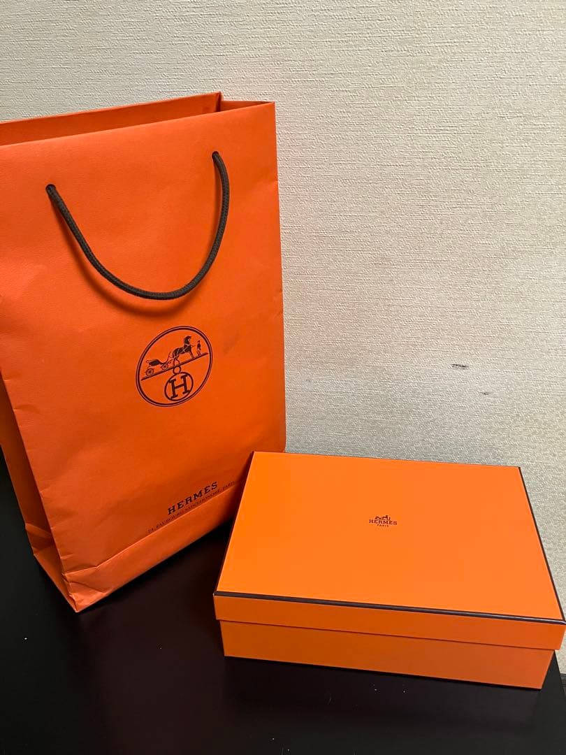 メアリアン HERMES 黒 ティッシュボックス