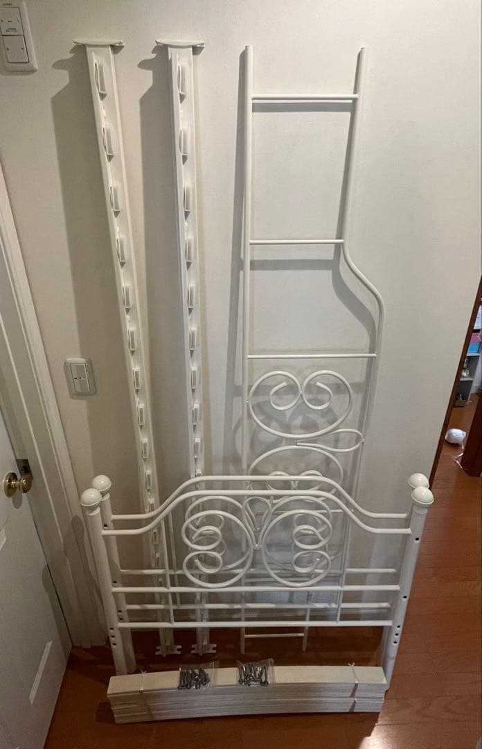 引き取り限定 ニトリ 姫ベッド ベッドフレーム 白