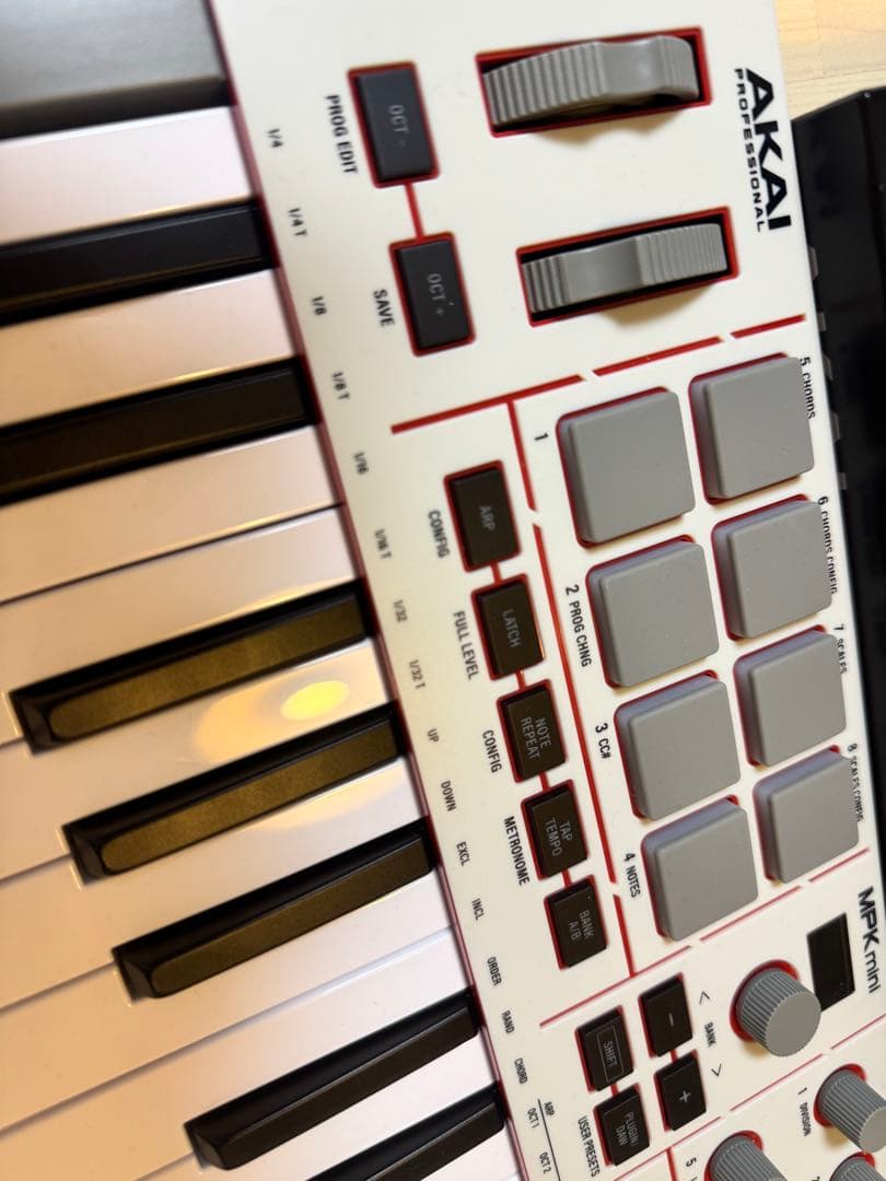 AKAI MPC ONE & MPK MINI MK4 セット