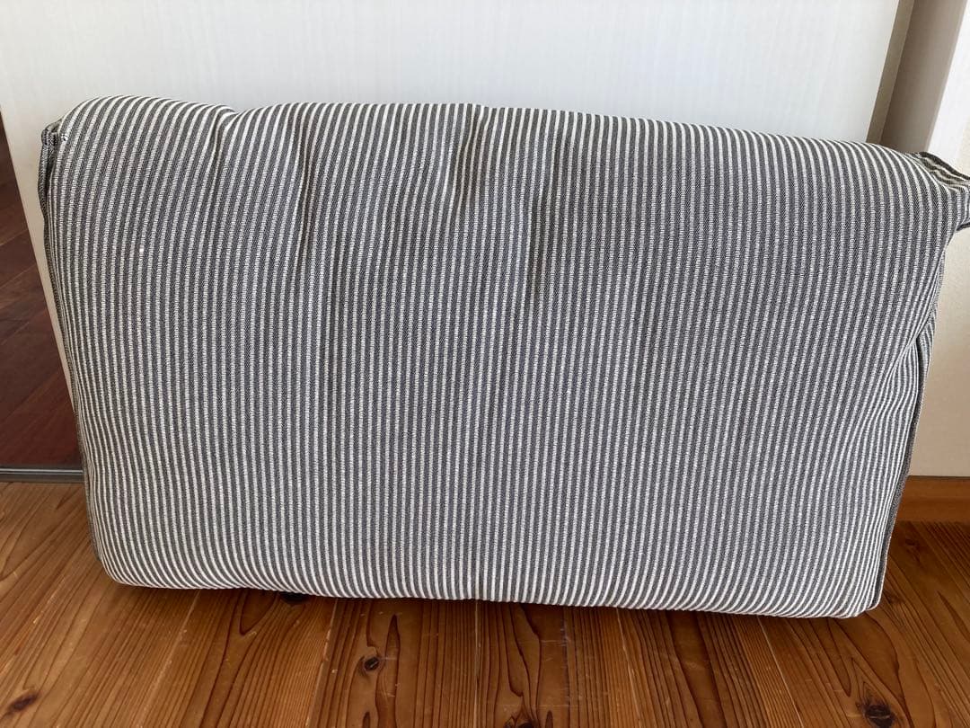 アイラーセン　ストックホルム　背もたれ　クッション２つセット