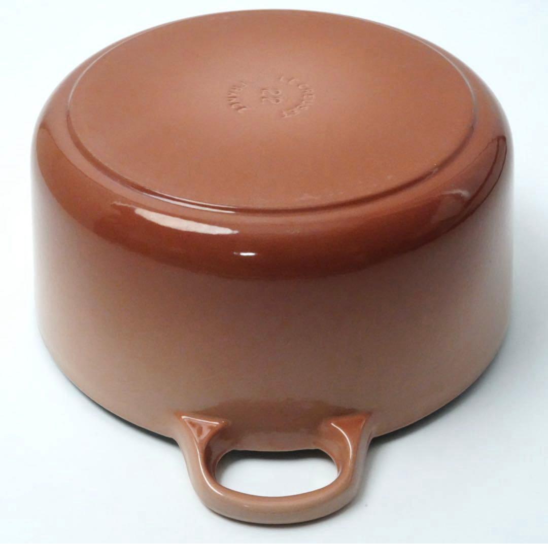 【美品】LE CREUSET　ココット ロンド カプチーノ　22cm