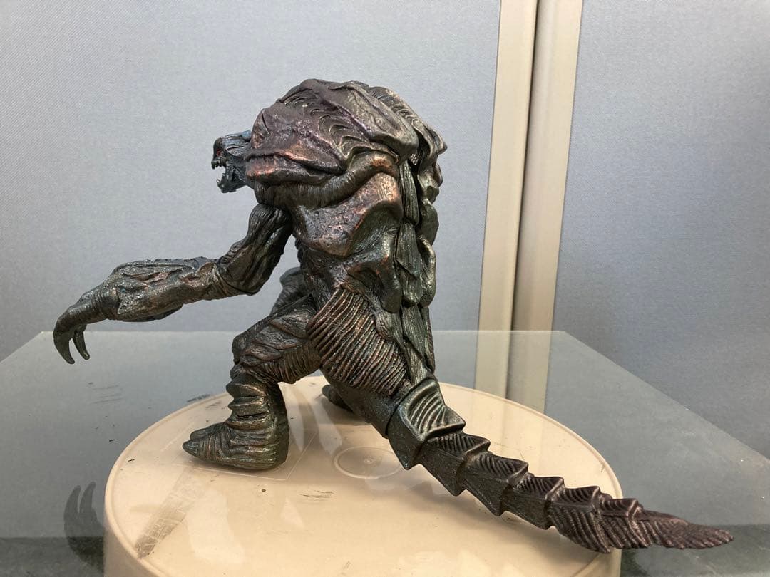 ゴジラ怪獣 オルガ リペイント - メルカリ