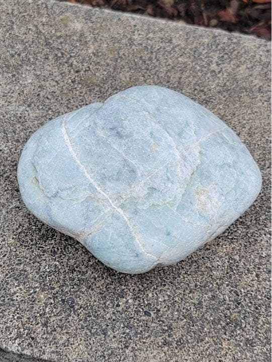 【海石】糸魚川　翡翠　原石　389g