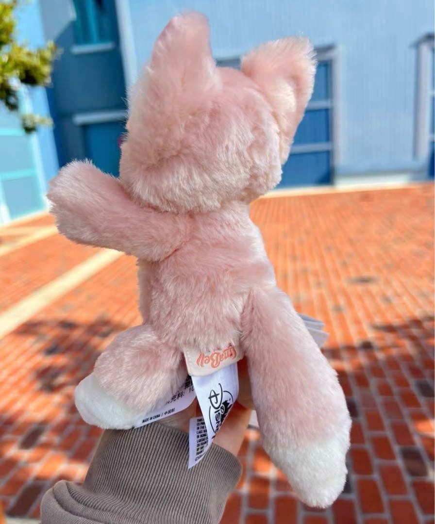 上海ディズニー限定 磁石つき ☆リーナベル肩のせぬいぐるみ☆ - メルカリ