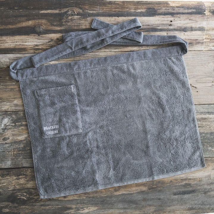 Peaceful Cuisine Ryoya'sエプロン　キナリ