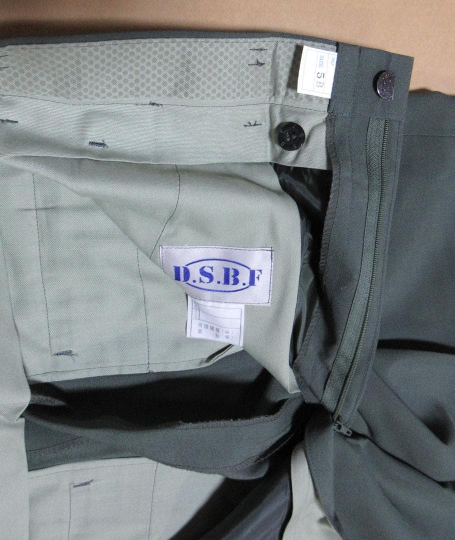 ５Ｂ陸上自衛隊の夏用ズボン（スラックス、市販品）
