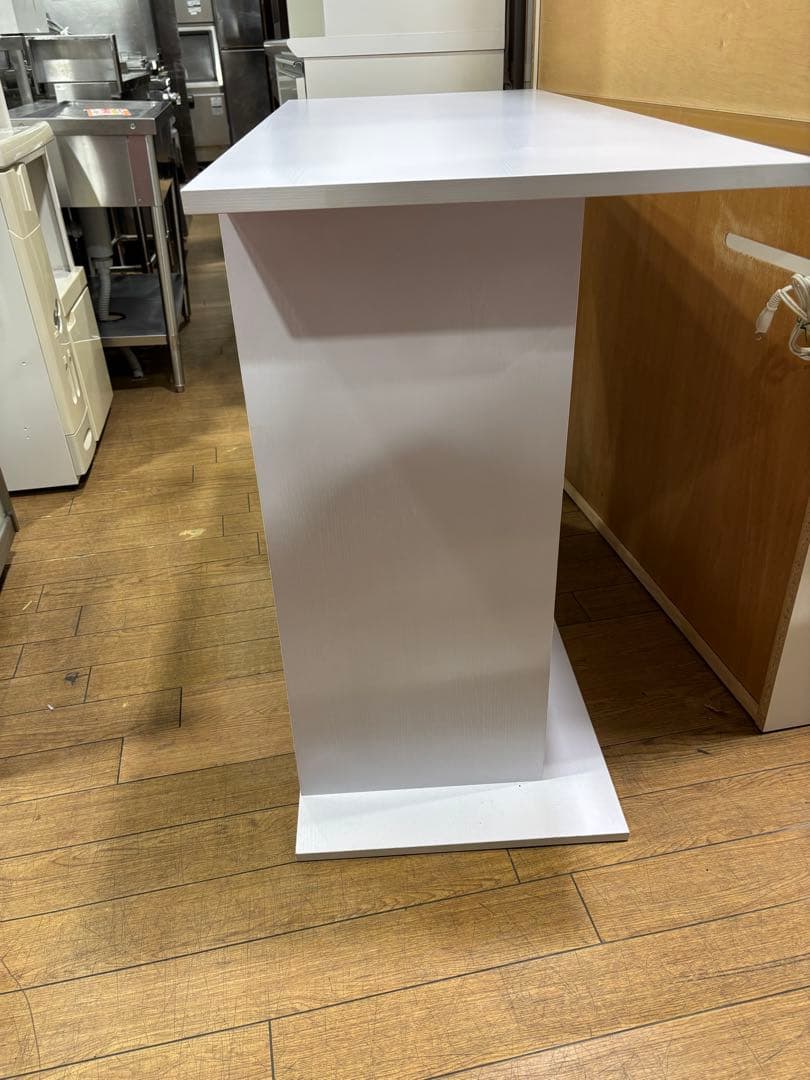 T75 カウンター ホワイト