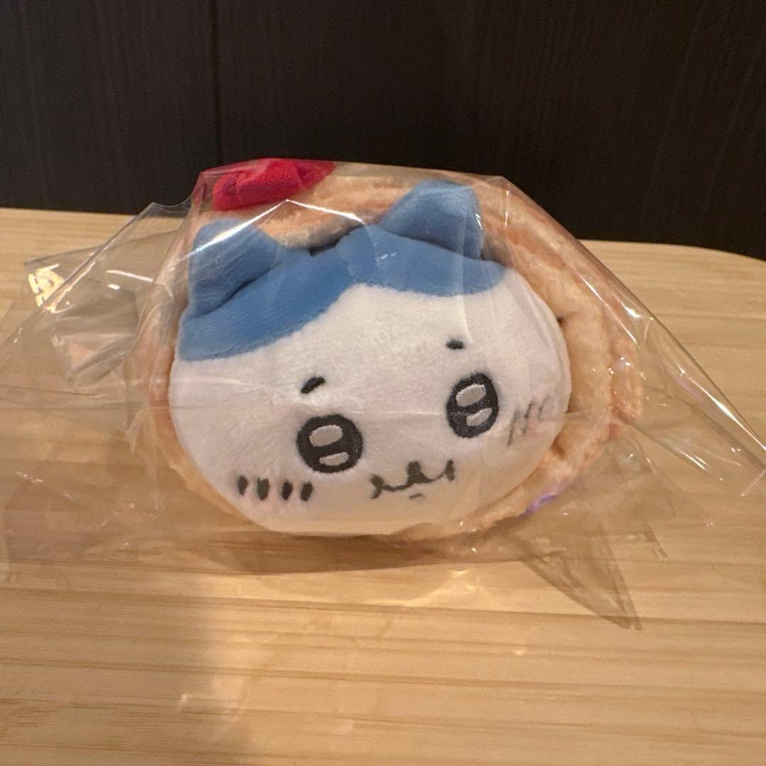 ちいかわ 三つ星レストランのトルティーヤなマスコット ハチワレ