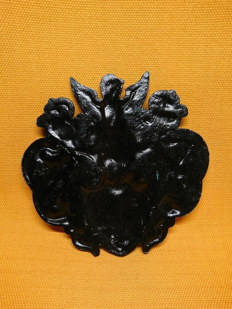 【美品】壁掛け　金属　置物　ヨーロッパ　インテリア　工芸品　美術品　A2795