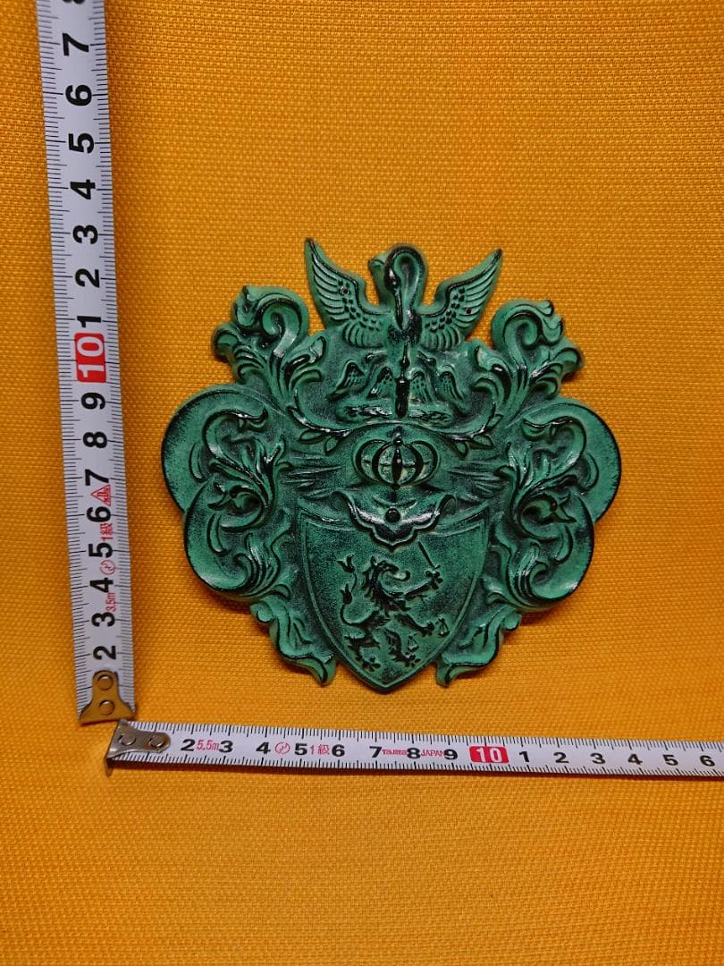 【美品】壁掛け　金属　置物　ヨーロッパ　インテリア　工芸品　美術品　A2795