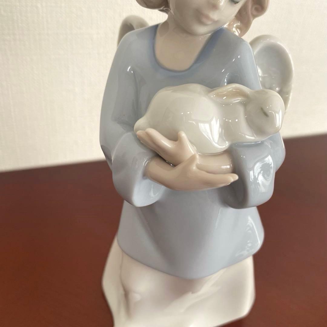 LLADRO リヤドロ 『 天使の宝もの 』うさぎを抱いた天使 うさぎ 天使