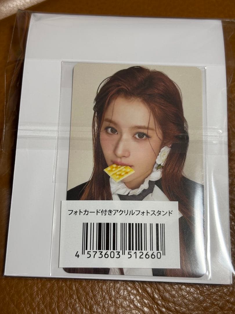 Apn様専用 フォトカード付きアクリルフォトスタンド misamo sana