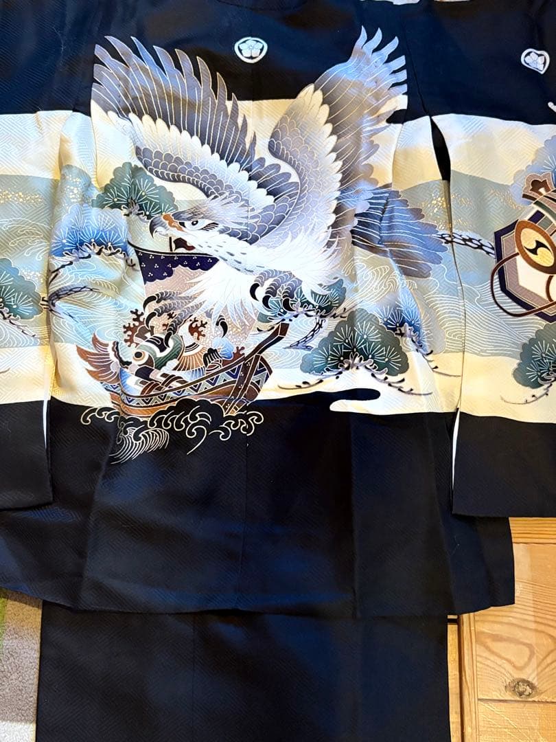 七五三　5才　男の子晴れ着　一式　黒地　勇壮な鷹の図　宝船図 一度使用美品