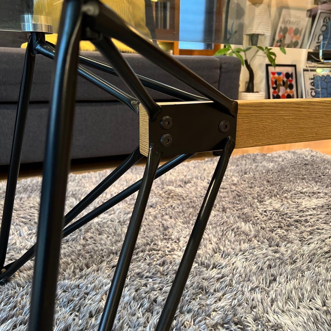 ガラスセンターテーブル モダンデザイン　ローテーブル