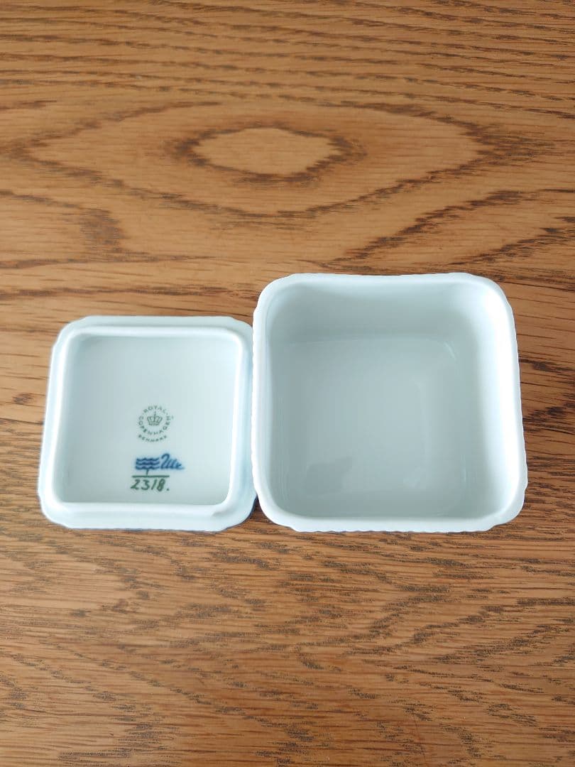 【貴重】ロイヤルコペンハーゲン ボンボニエール スクエア【廃盤】