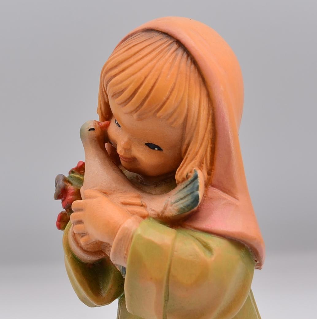 鳩を抱く少女　アンリ　ANRI　木彫り人形　イタリア　高さ15ｃｍ