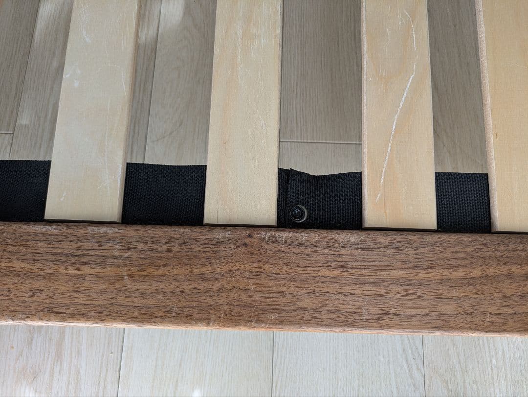 無印良品　ダブルベッドフレーム ヘッドボード付　ウォールナット　コアラマットレス