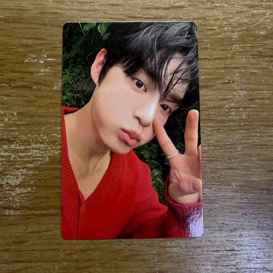 ジウン キムジウン トレカ 封入 - メルカリ