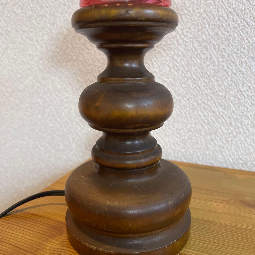 オールドフェントン　ホブネイル/クランベリーオパールセントガラスのテーブルランプ