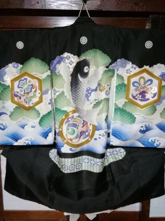 男の子用・3歳七五三・お宮参り向け・表側正絹・お祝い着です。