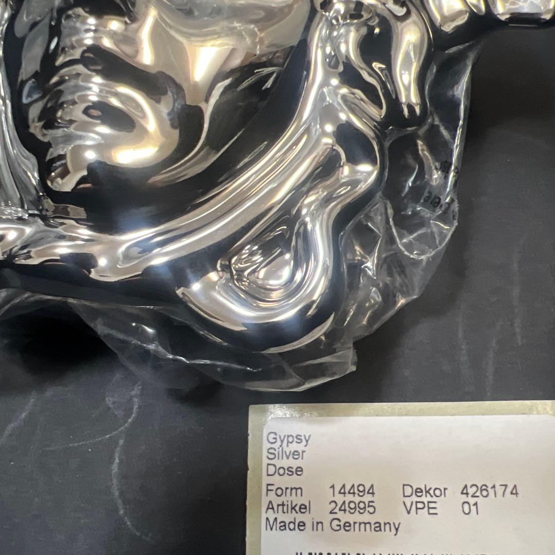 新品　正規品　VERSACE メデューサ　ロゴカップ　ポットシルバー　五万の品
