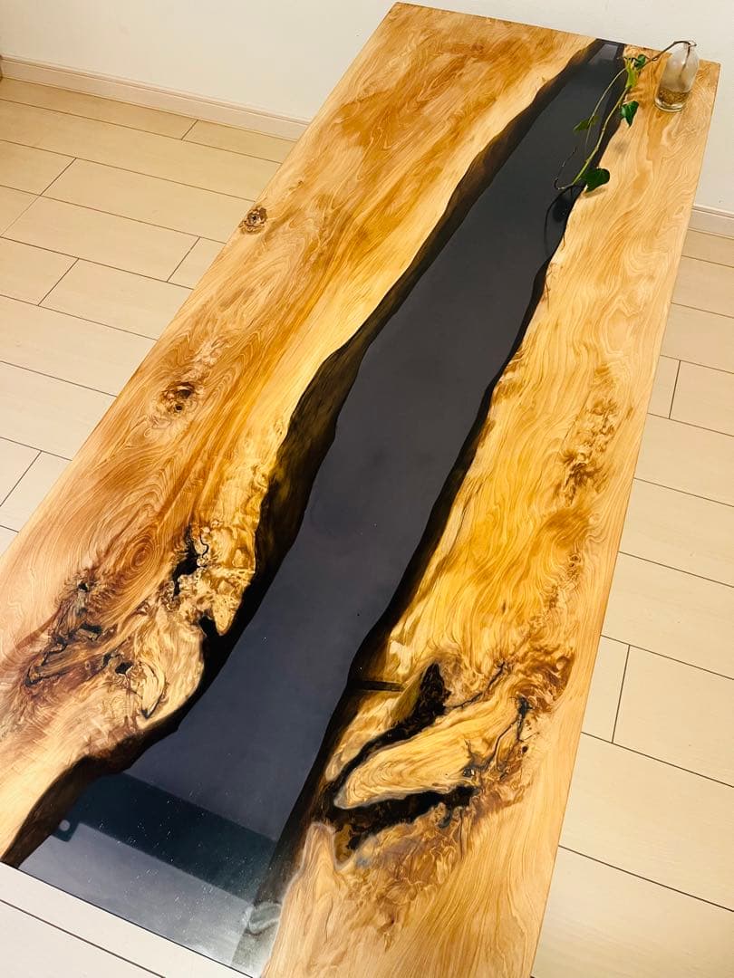 レジンテーブル　ローテーブル リバーテーブル　ダイニング