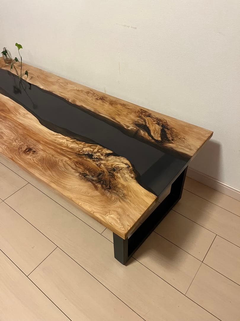 レジンテーブル　ローテーブル リバーテーブル　ダイニング