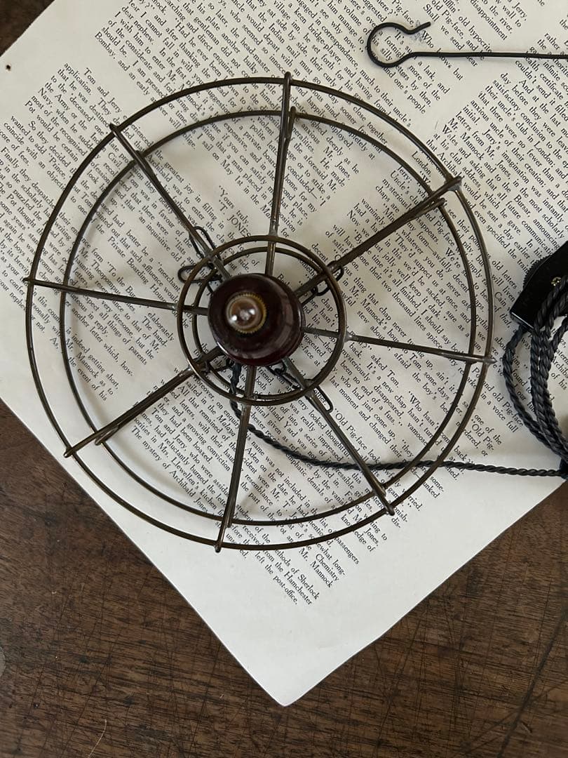 古材照明　ハンドメイドランプ　ブロカント　アトリエランプ　北欧風　アトリエ