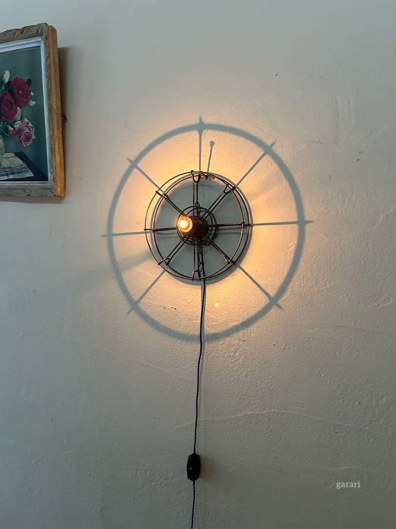 古材照明　ハンドメイドランプ　ブロカント　アトリエランプ　北欧風　アトリエ