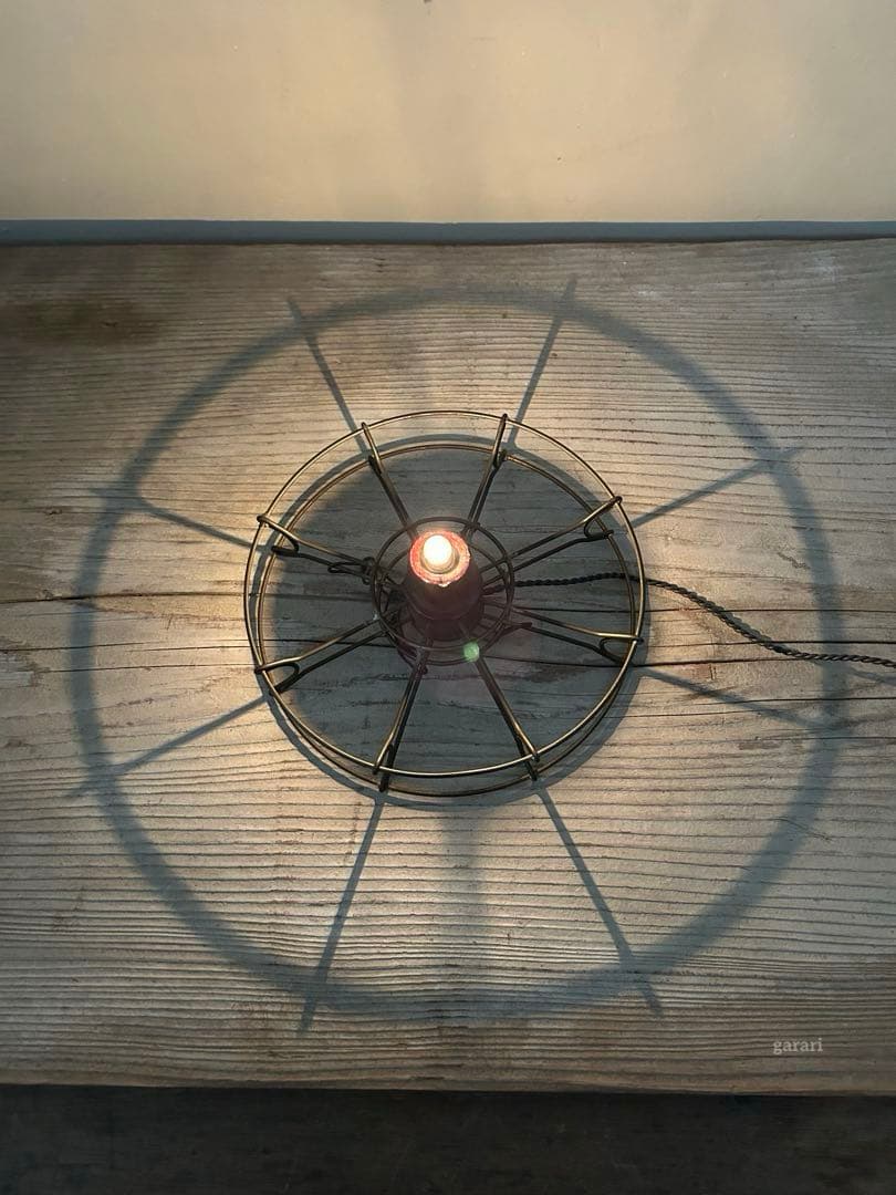 古材照明　ハンドメイドランプ　ブロカント　アトリエランプ　北欧風　アトリエ