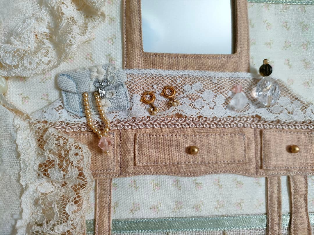 Many コラージュ