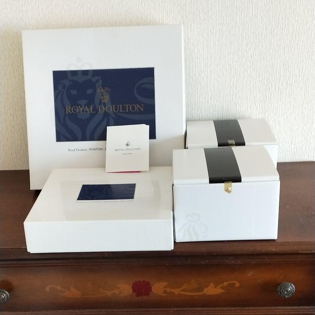 ロイヤルドルトン　セット