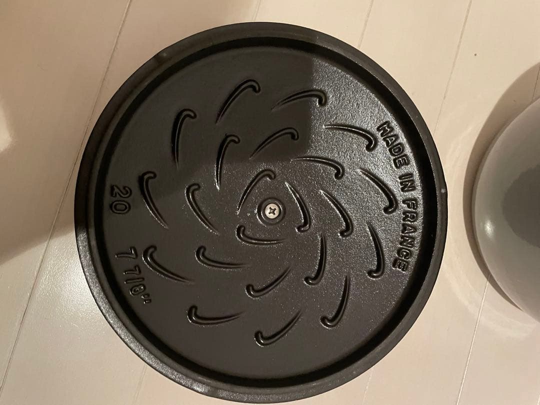 STAUB 20cm グレー　ライスポット