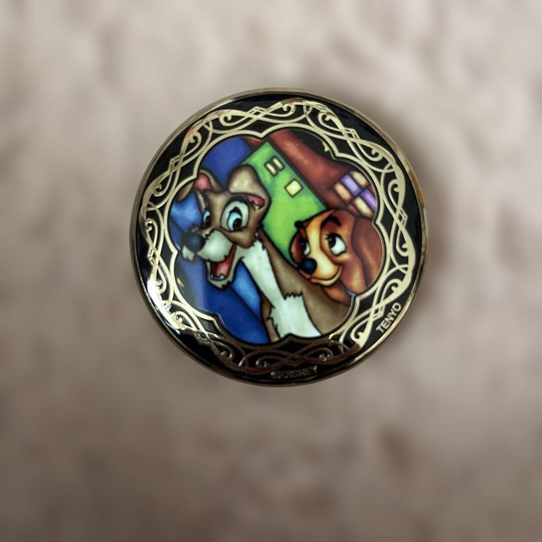 ディズニー わんわん物語のアニメピンバッジ - メルカリ