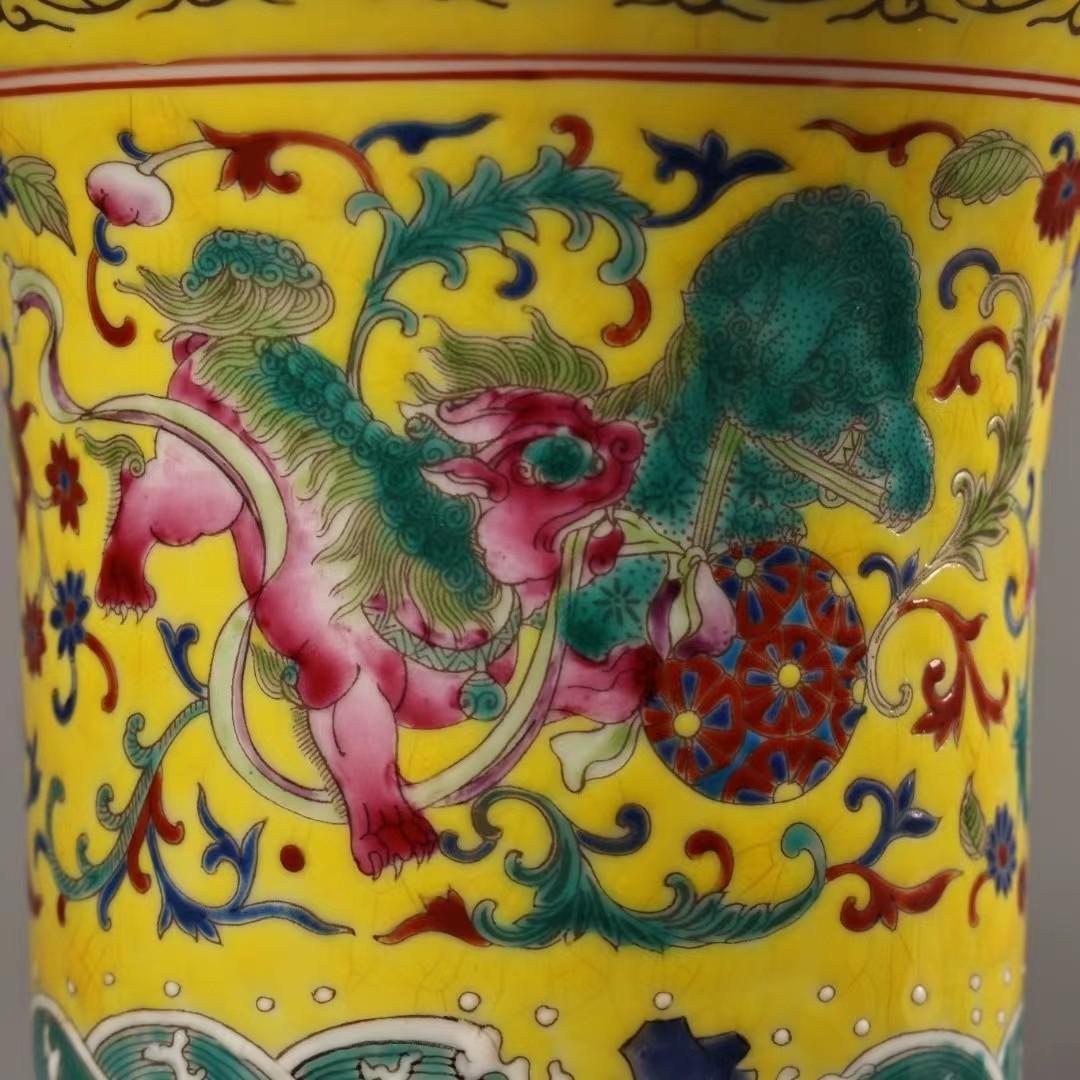 中国古美術・珍蔵珐琅彩粉彩陶磁器のペン立・書道品・純手描き・案頭