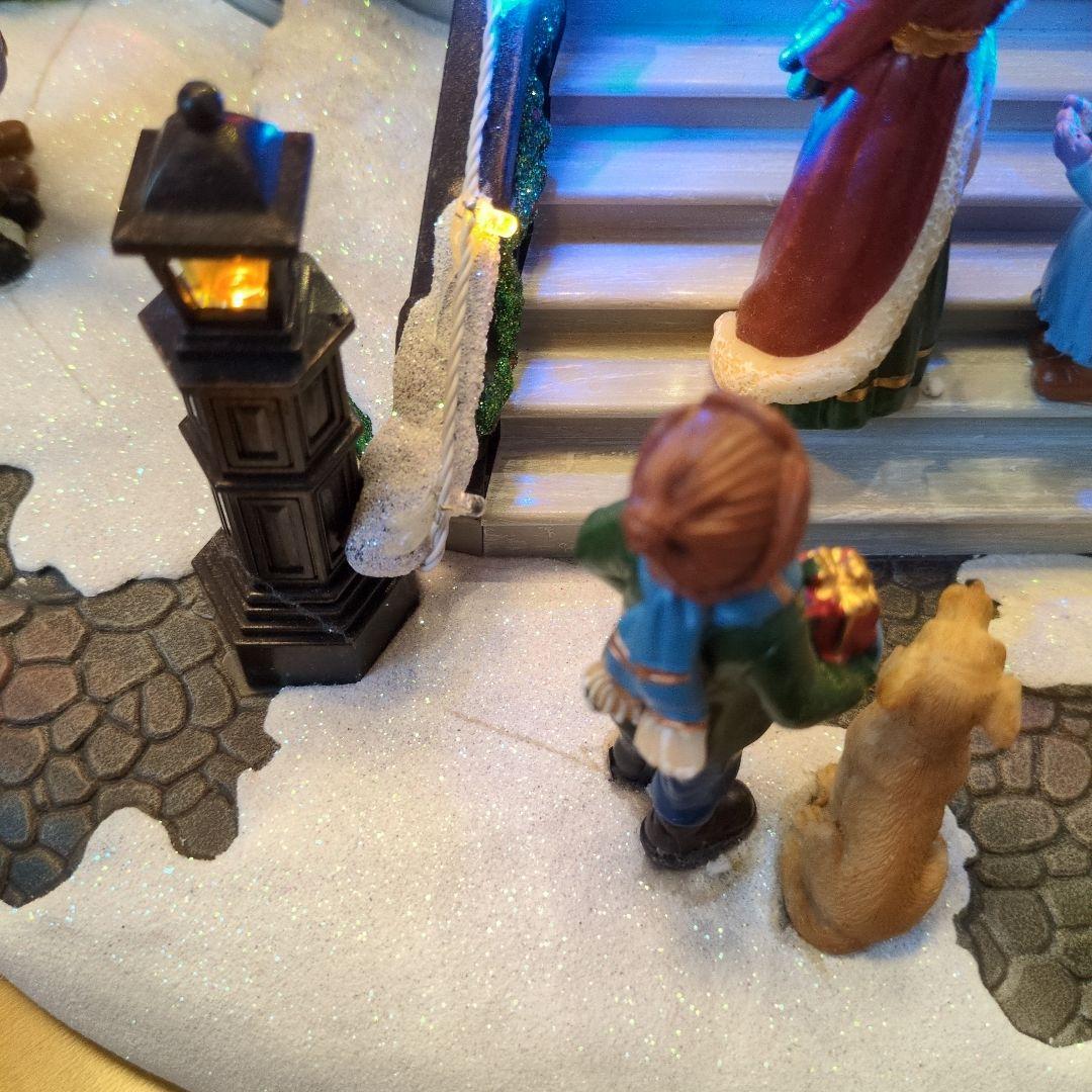 コストコ クリスマスライト付き オルゴール 置物