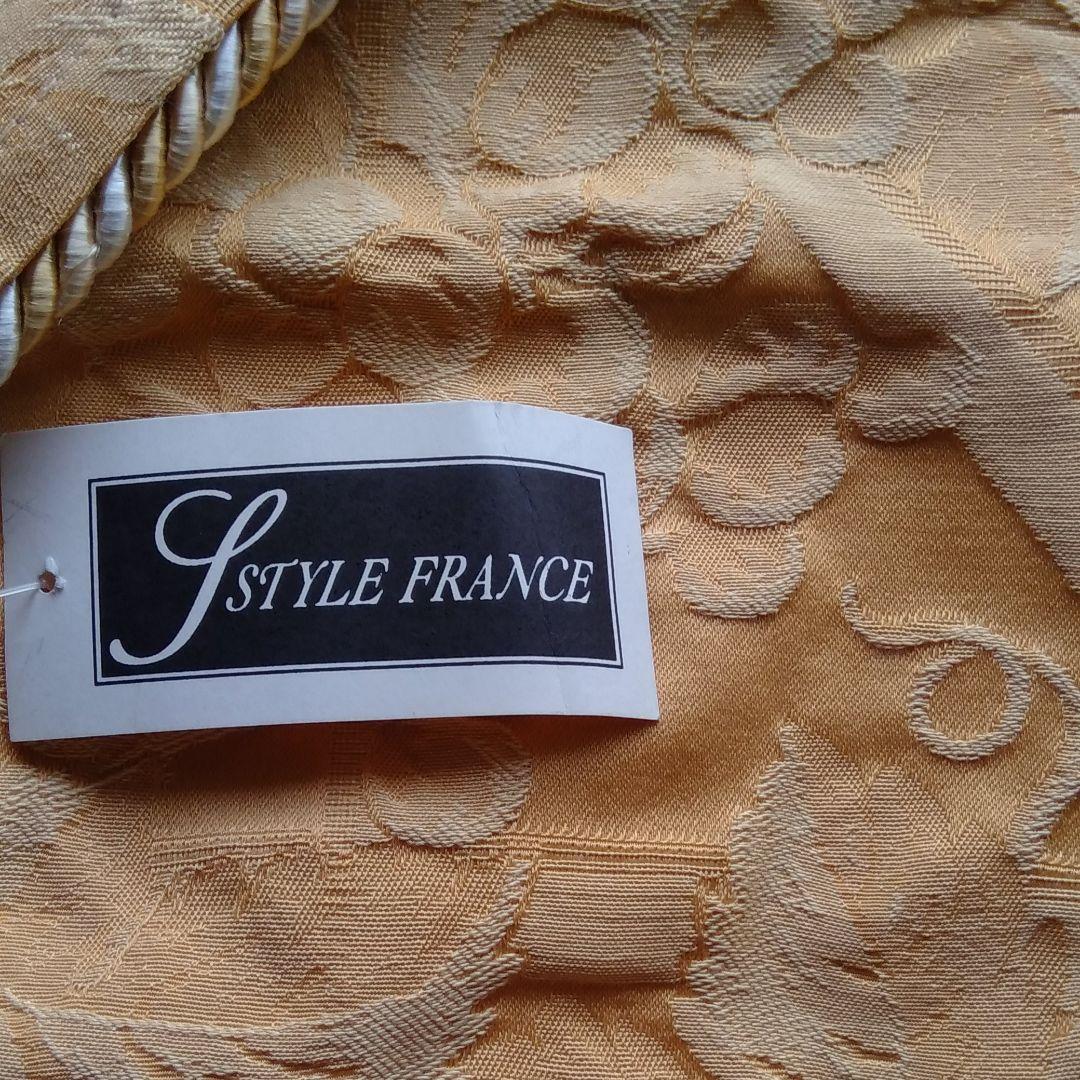 未使用　スタイルフランスのクッションカバー2枚セット