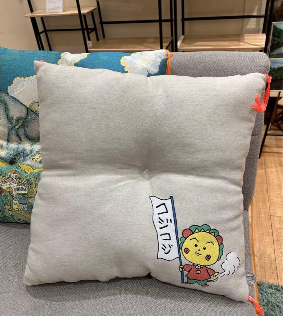 ふかふか座布団 COJI‐COJIコジコジコラボ スタジオクリップ - メルカリ
