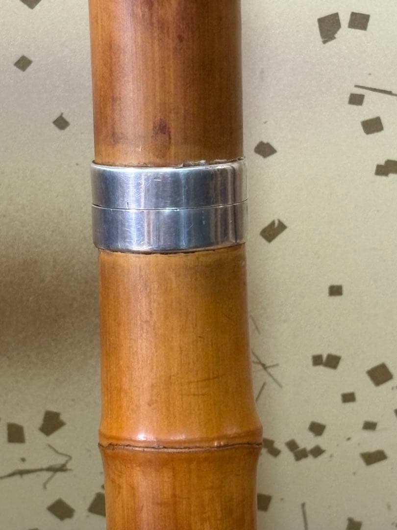 都山流尺八 銘ー玉置雪峰、芳憧調？ 銀太継 長さー約54.5センチ 古い尺