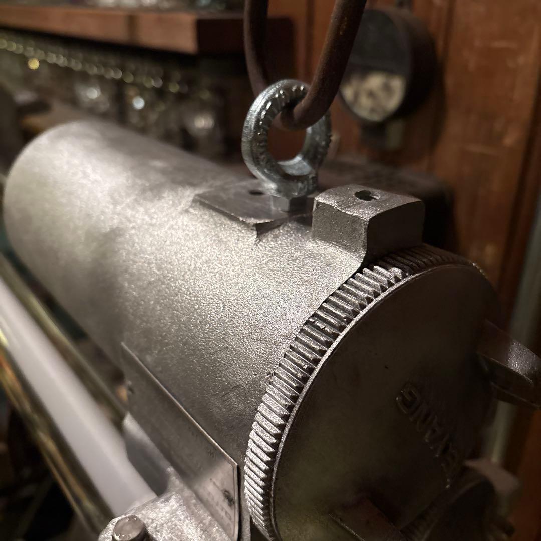 インダストリアル　ビンテージ　ランプ　1119