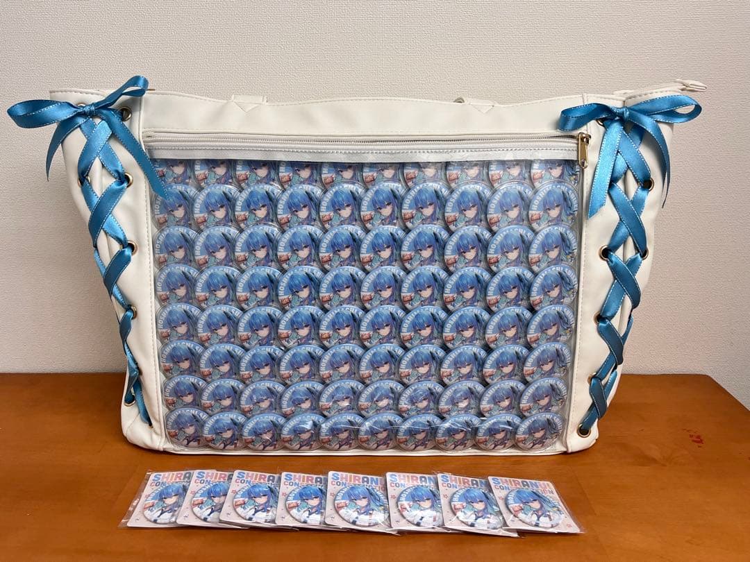 星街すいせい セブンイレブンコラボ 缶バッジ 痛バ - メルカリ