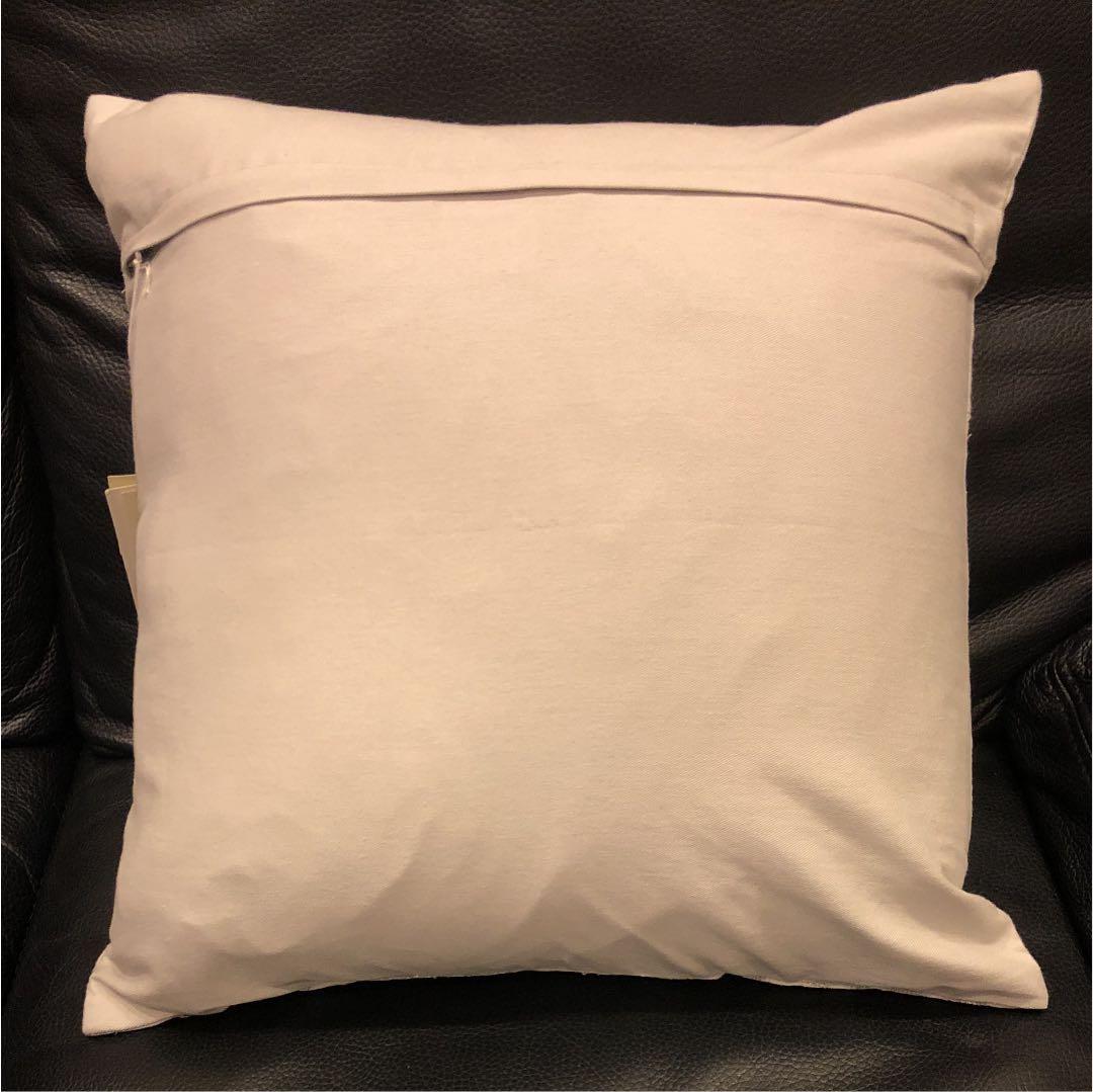 新品ローラアシュレイ クッション