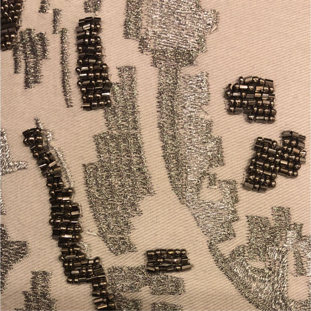 新品ローラアシュレイ クッション